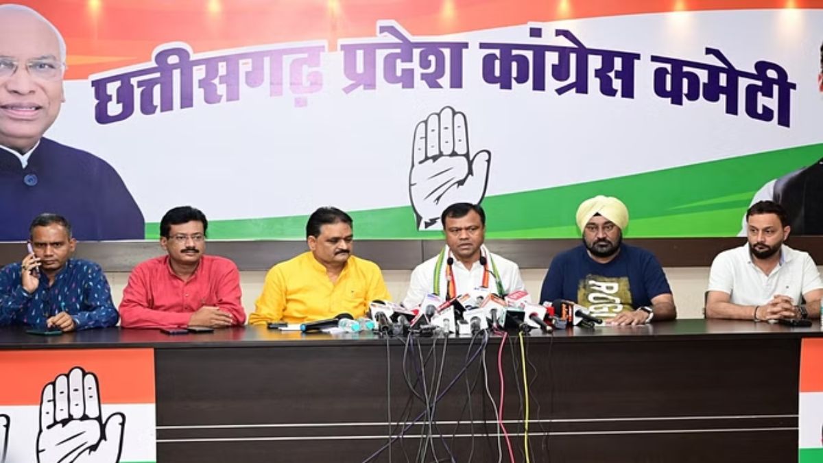 छत्तीसगढ़ कांग्रेस का गौ सत्याग्रह आज : आवारा मवेशियों की समस्या को लेकर प्रदेश के सभी जिलों और ब्लॉकों में प्रदर्शन करेंगे कांग्रेसी image 2024 08 15T220605.120