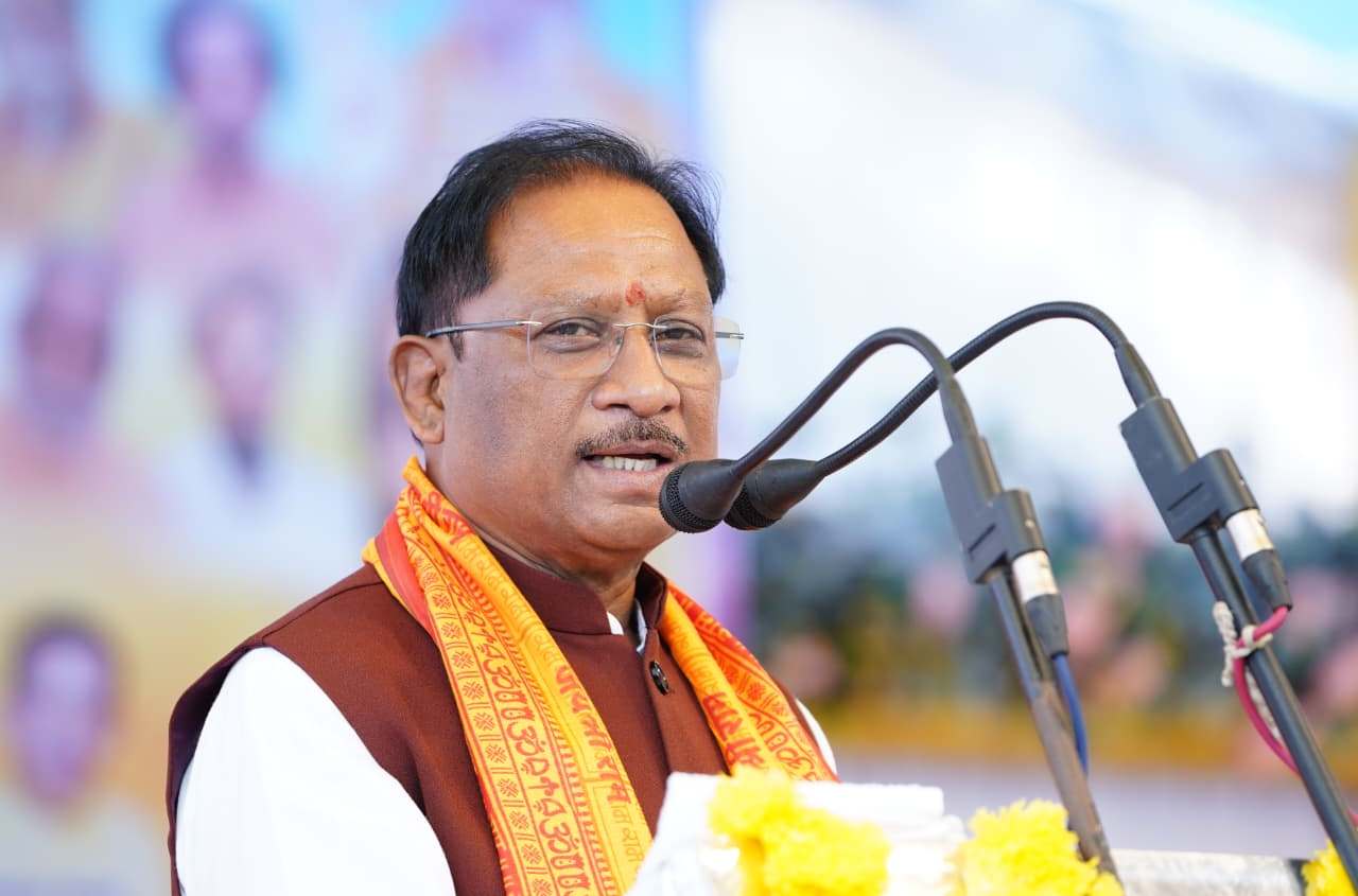 आध्यात्मिक चेतना, सामाजिक समरसता और सांस्कृतिक पुनर्जागरण का केंद्र बनेगा सिरकट्टी धाम : मुख्यमंत्री विष्णु देव साय IMG 20260108 WA0017