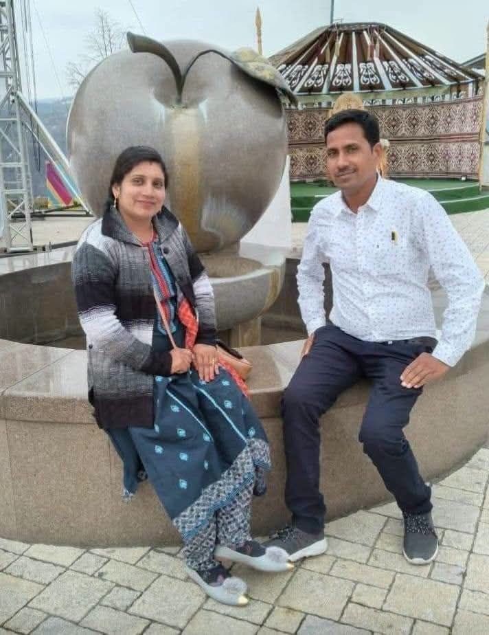 BIG BREAKING : लात नाला से कार सहित मिले दंपति के शव, रेस्क्यू अभियान का दुखद अंत, मौके पर उमड़ा जनसैलाब...Watch Video img 20260729 wa01204638170977989980933